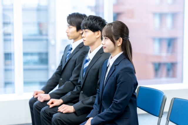 採用情報